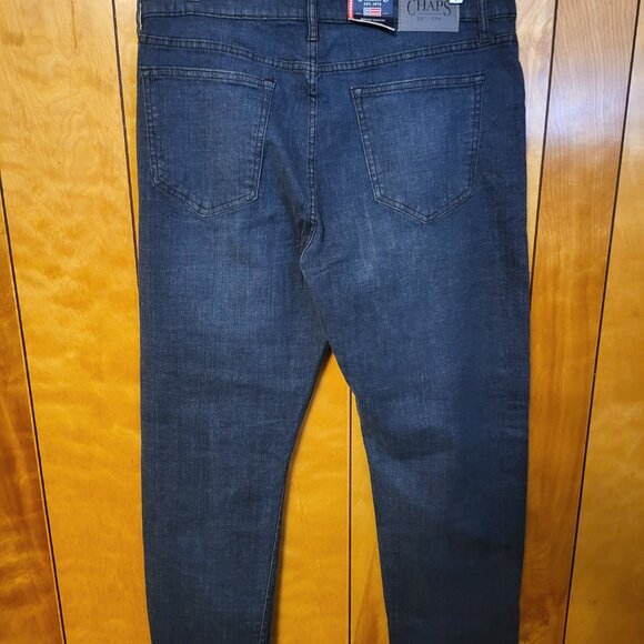 CHAPS Men's Jeans 38 X 30 Straight Fit Armour Wash Blue Brand New Fashion B4 - Picture 6 of 10